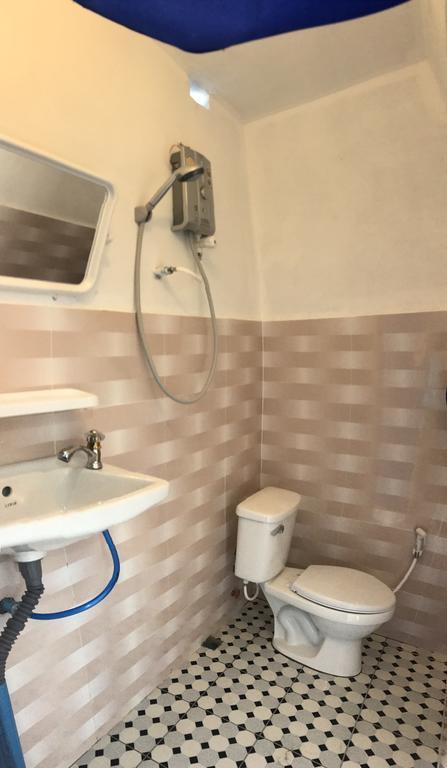 Real Vang Vieng Backpacker Hostel Екстериор снимка