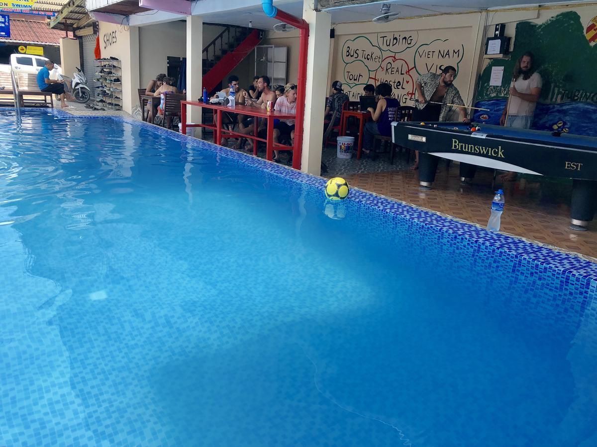 Real Vang Vieng Backpacker Hostel Екстериор снимка