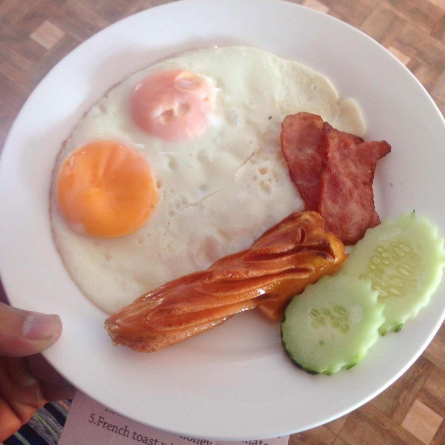 Real Vang Vieng Backpacker Hostel Екстериор снимка